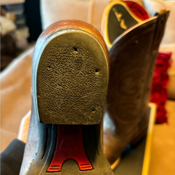 Ariat Martina cowboy boot. - Picture 4 of 7